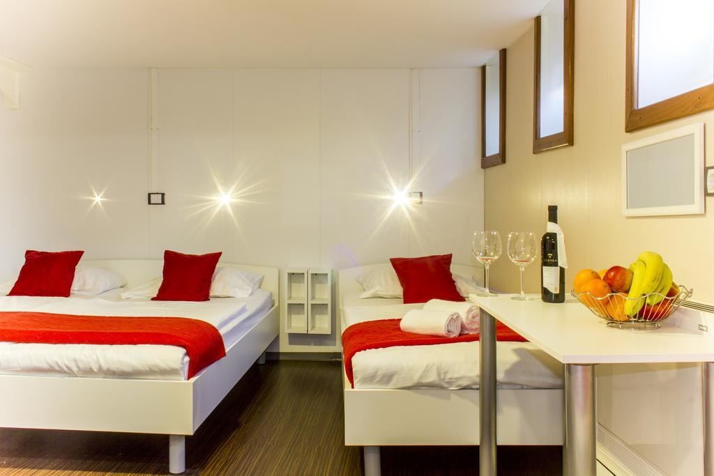Marina Hostel