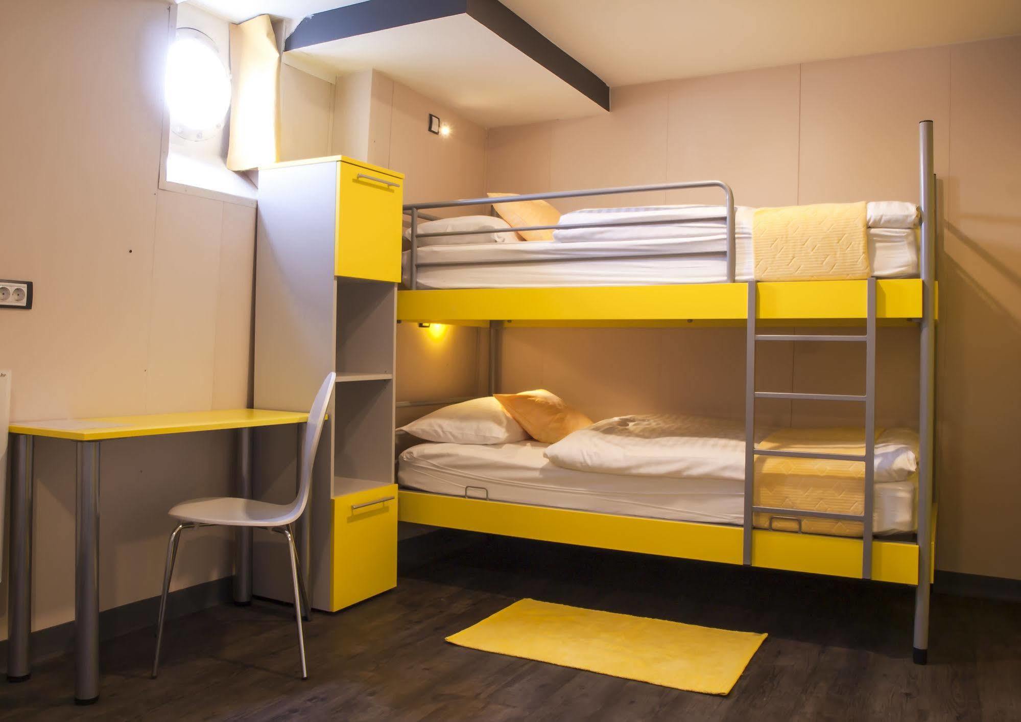 Hostel Marina *